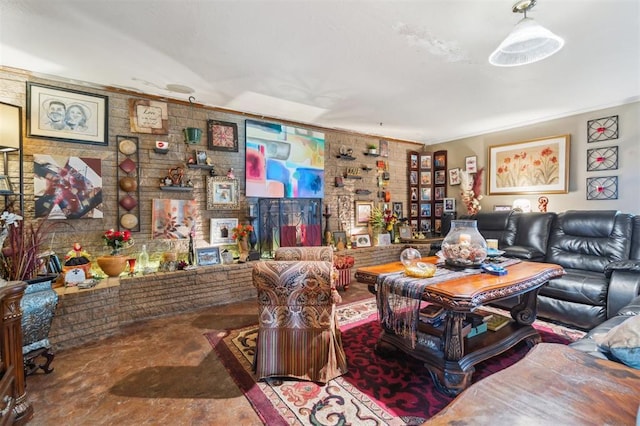 5720 12th Ave NW, Norman, OK 73069 - living room with crown molding