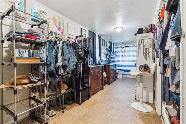 5720 12th Ave NW, Norman, OK 73069 - view of spacious closet