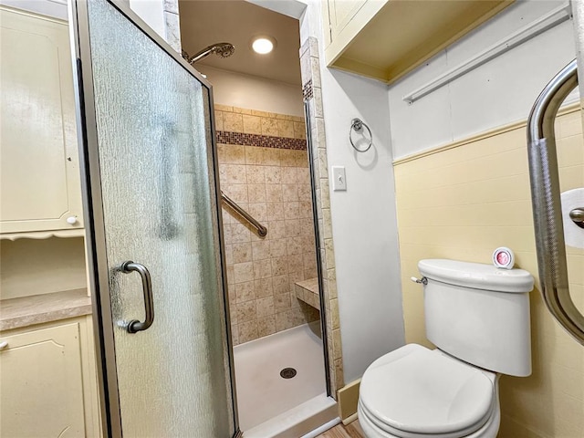 903 Sunset Dr, El Reno, OK 73036 - full bath with a stall shower and toilet