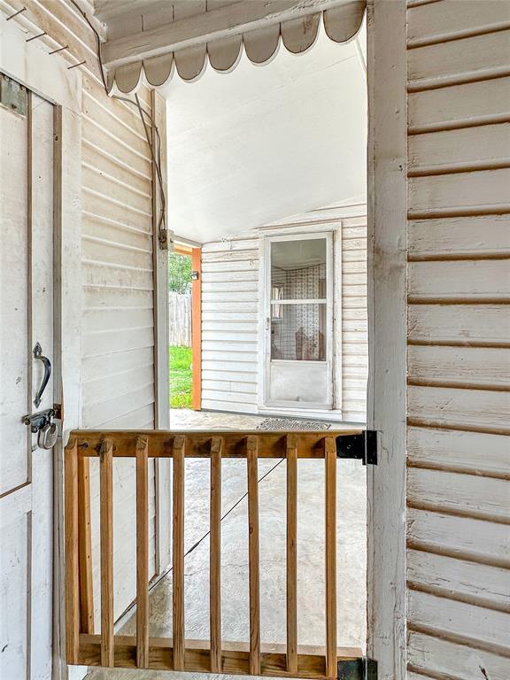 903 Sunset Dr, El Reno, OK 73036 - view of entrance to property
