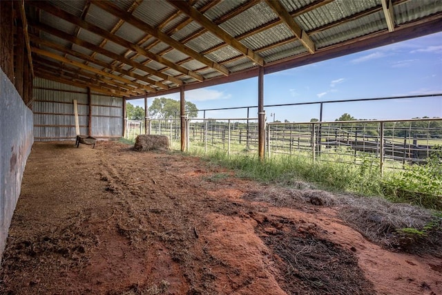 view of yard featuring an exterior structure