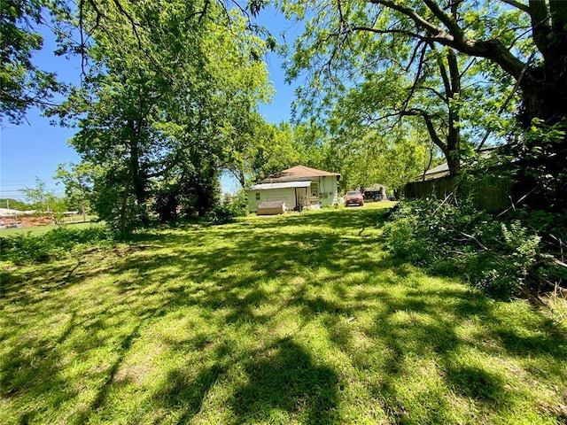 119 S 7th St, Okemah, OK 74859 - view of grassy yard