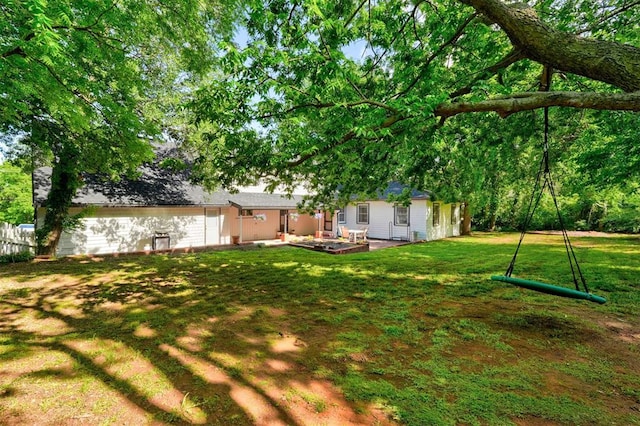 view of yard with a patio