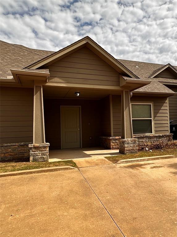 925 SW 92nd St, Oklahoma City, OK 73139 - photo 2