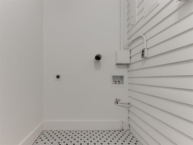 1132 NE 17th St, Oklahoma City, OK 73111 - laundry area featuring laundry area, hookup for a washing machine, and hookup for an electric dryer
