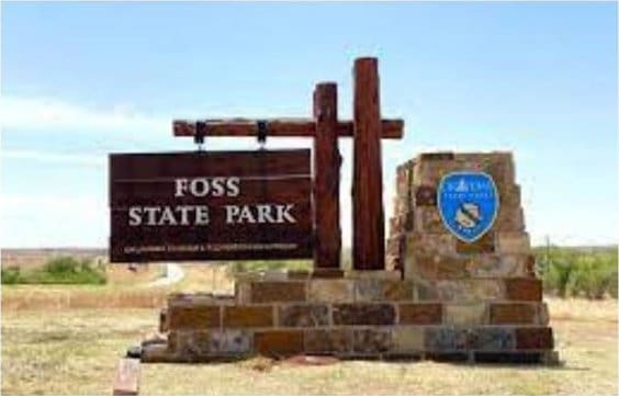 10284 N 2128, Foss, OK 73647 - view of community / neighborhood sign