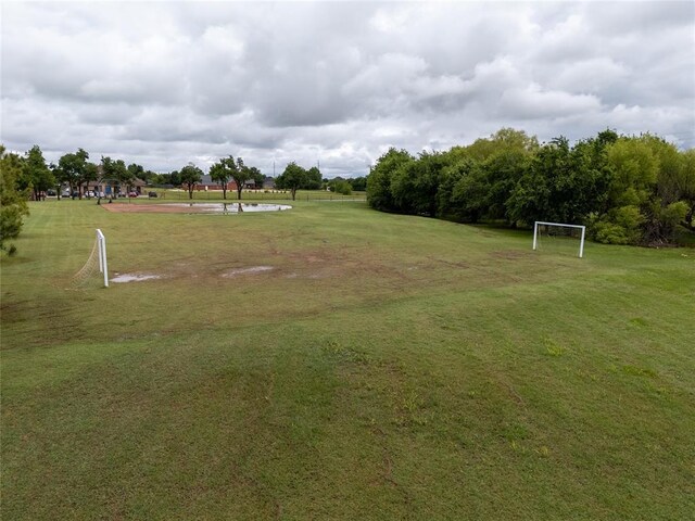 view of yard with an area for soccer
