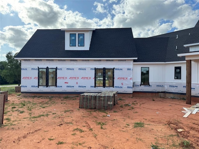920 Hidden View Acres Dr, Blanchard, OK 73010 - rear view of property featuring roof with shingles