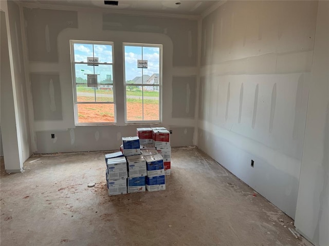 920 Hidden View Acres Dr, Blanchard, OK 73010 - empty room with crown molding