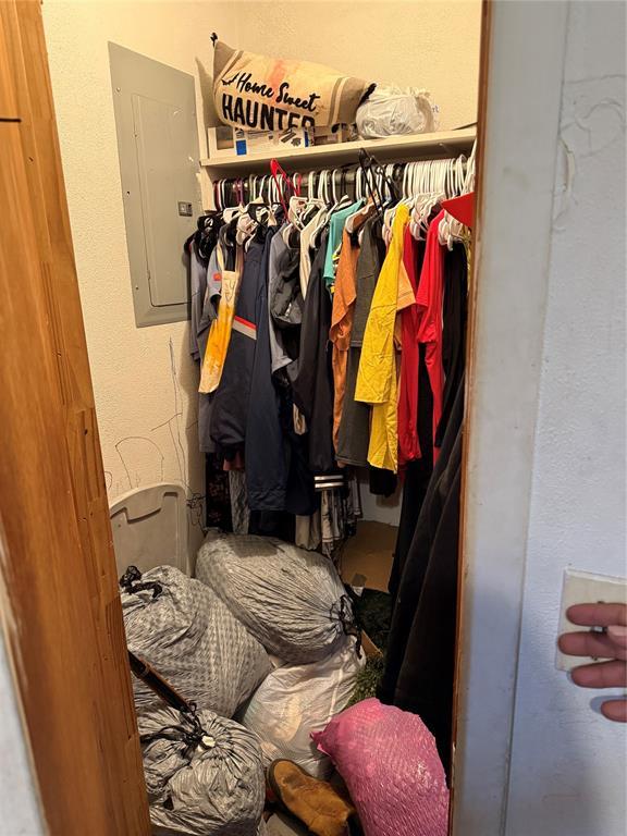 902 S Hitchite St, Wewoka, OK 74884 - closet featuring electric panel