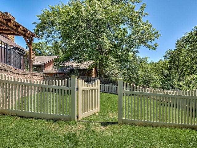 view of yard featuring fence private yard