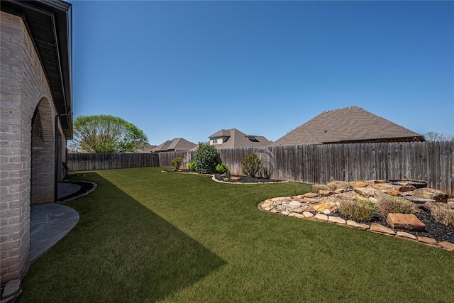 8521 NW 124th St, Oklahoma City, OK 73142 - view of yard