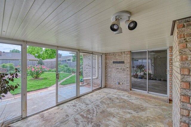 204 Sequoia Park Dr, Yukon, OK 73099 - view of unfurnished sunroom