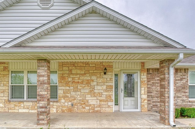 34701 E County Road 1610, Pauls Valley, OK 73075 - property entrance with stone siding