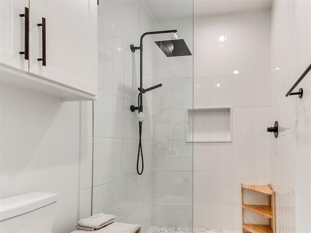 4812 N Villa Ave, Oklahoma City, OK 73112 - full bath featuring a walk in shower and toilet