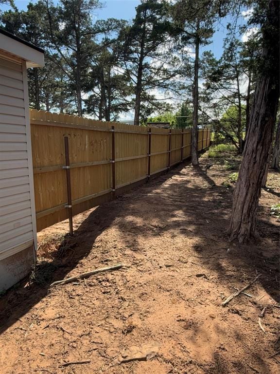 30738 NW Reno Rd, Hinton, OK 73047 - view of yard with fence