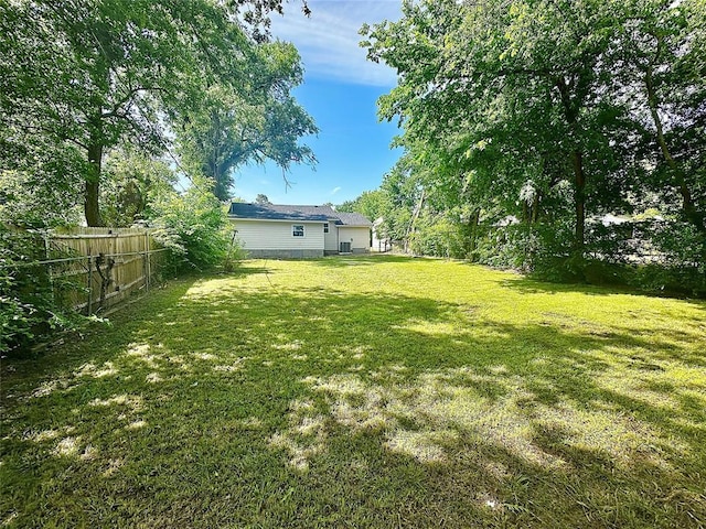 1225 NW 99th St, Oklahoma City, OK 73114 - view of yard