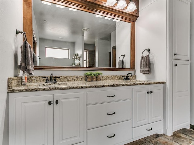 1808 Lago Dr, Moore, OK 73160 - full bath with double vanity