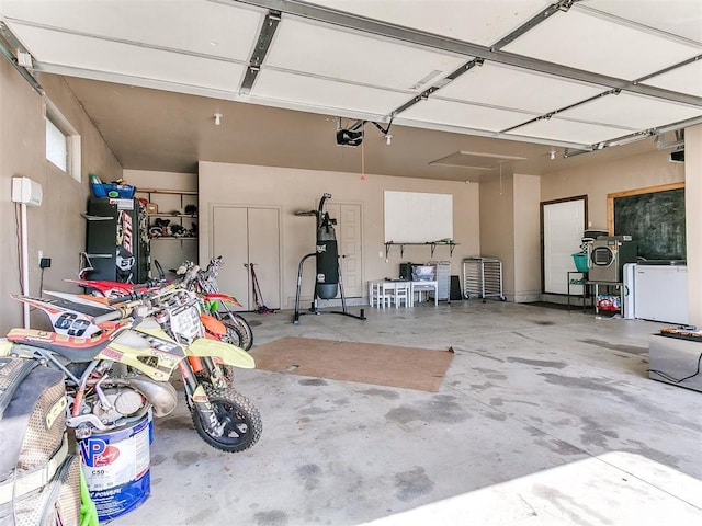 1808 Lago Dr, Moore, OK 73160 - garage featuring a garage door opener