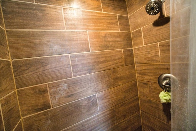 1208 Cathy Ln, Oklahoma City, OK 73110 - bathroom view of tiled shower