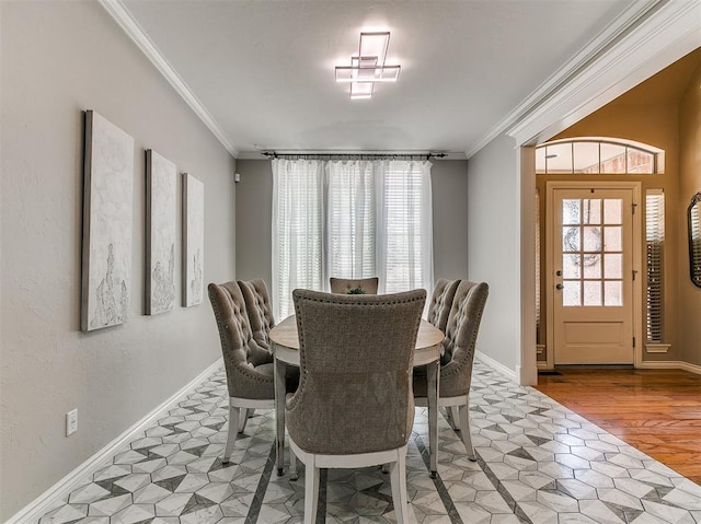 3133 Beacon Hill St, Edmond, OK 73034 - dining space featuring ornamental molding and baseboards