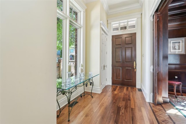 368 Millbrook Dr, Norman, OK 73072 - foyer entrance featuring crown molding, baseboards, and wood finished floors