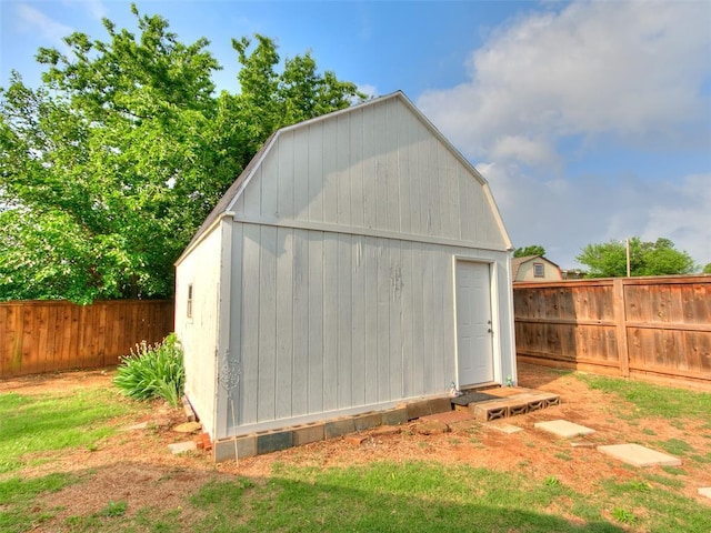 7700 Wegner Way, Oklahoma City, OK 73162 - view of outdoor structure with a fenced backyard and an outdoor structure