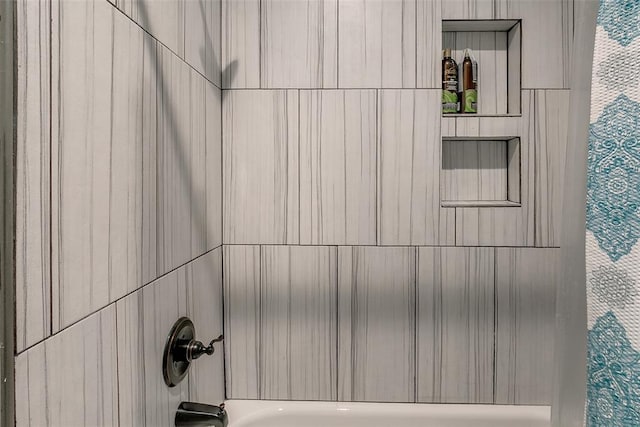 2107 NW 20th St, Oklahoma City, OK 73107 - bathroom view of washtub / shower combination
