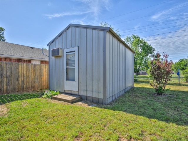 view of outdoor structure with an outdoor structure