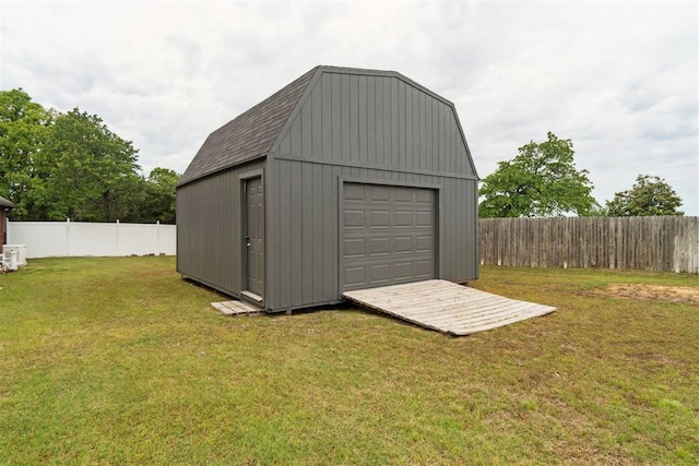 view of outbuilding with an outbuilding