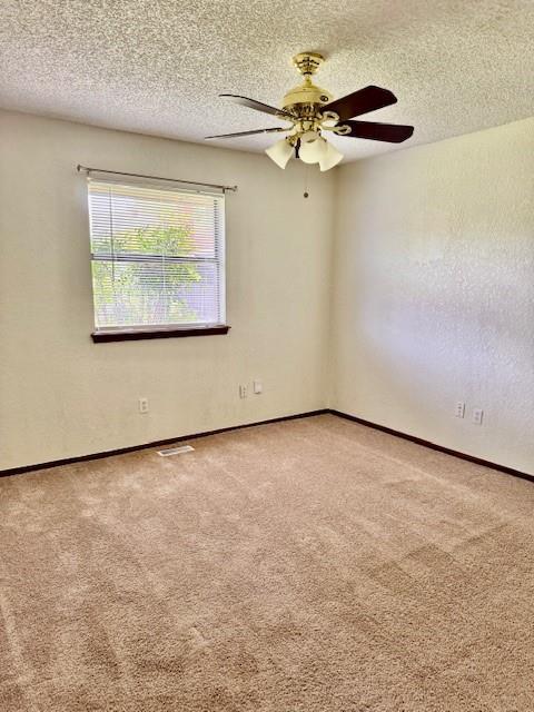 12505 Hickory Hollow Dr, Oklahoma City, OK 73142 - photo 15