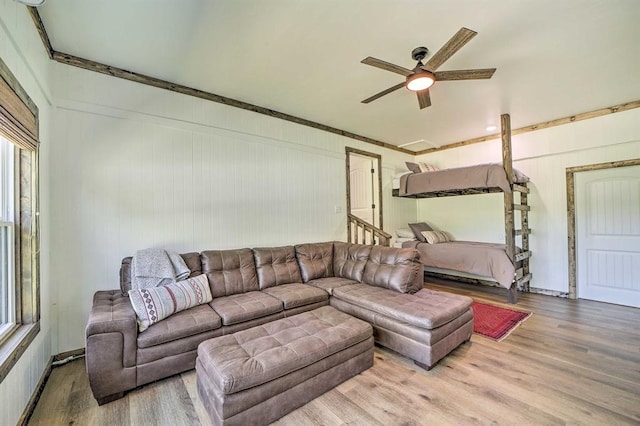519 N J St, Eufaula, OK 74432 - living area with wood finished floors and ceiling fan