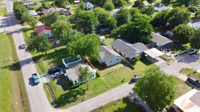 503 W Martin St, El Reno, OK 73036 - aerial view of property and surrounding area featuring nearby suburban area