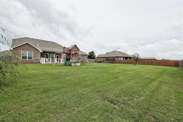 18337 Tombstone Trl, Norman, OK 73072 - view of yard