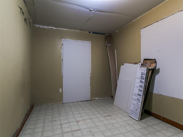 3617 N Westmont St, Oklahoma City, OK 73118 - spare room with light floors