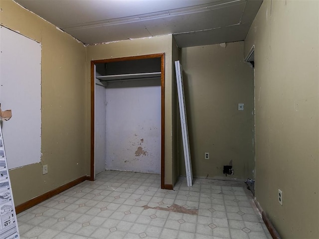 3617 N Westmont St, Oklahoma City, OK 73118 - unfurnished bedroom featuring light flooring and a closet