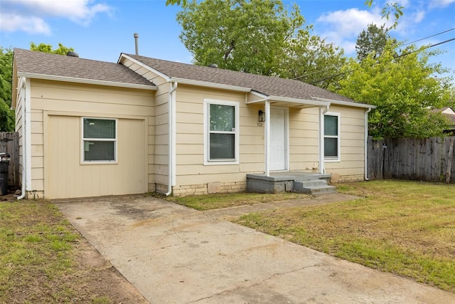 5102 N Beaver Ave, Bethany, OK 73008 - bungalow-style home featuring roof with shingles and driveway