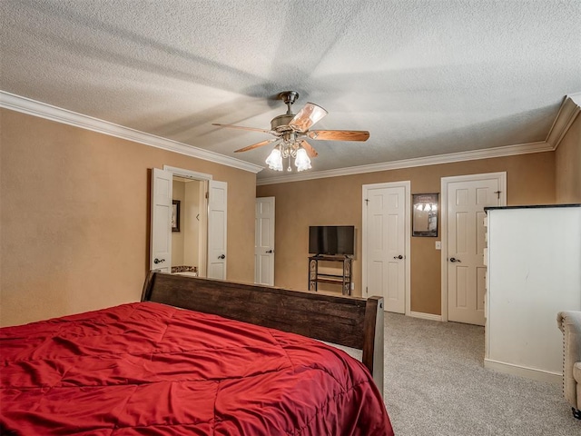 1409 Echohollow Trl, Edmond, OK 73025 - carpeted bedroom with crown molding, a textured ceiling, and a ceiling fan