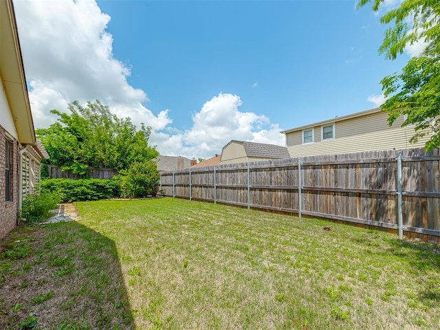 8709 NW 86th St, Oklahoma City, OK 73132 - view of yard
