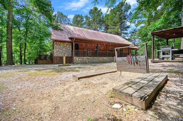 479 Poplar Cir, Broken Bow, OK 74728 - view of horse barn