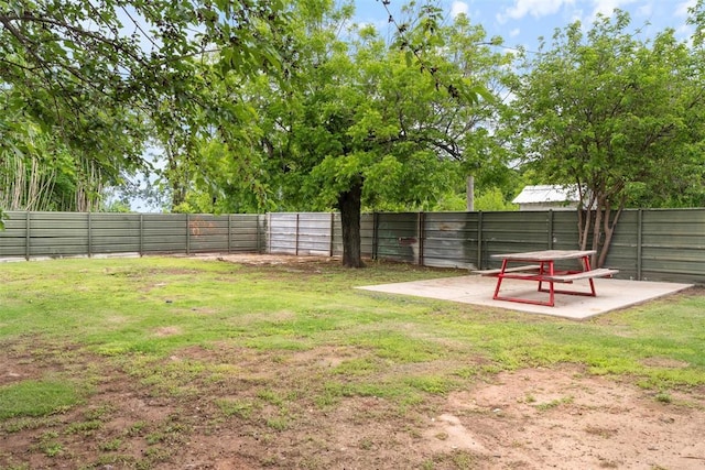 436 SE 54th St, Oklahoma City, OK 73129 - view of yard with a patio area