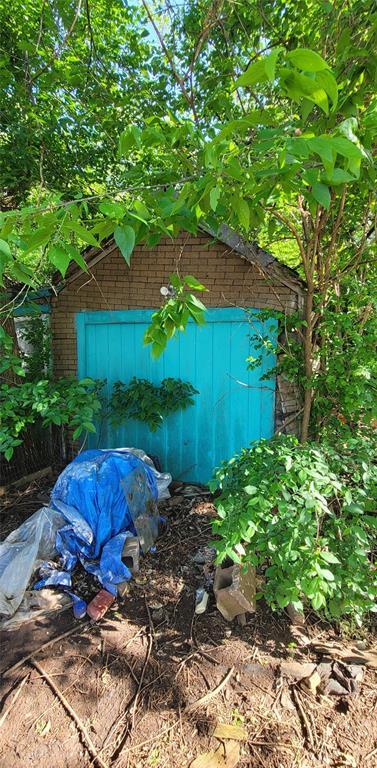 1610 NE 15th St, Oklahoma City, OK 73117 - view of shed
