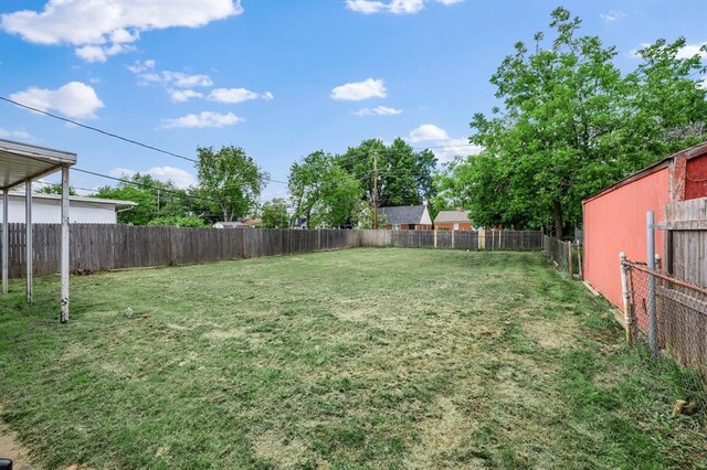 2545 W Eubanks St, Oklahoma City, OK 73112 - view of yard