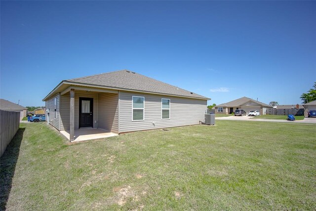1302 S Silver Dr, Mustang, OK 73064 - photo 30