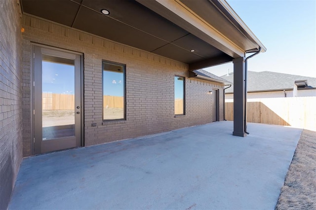 9213 NW 85th St, Yukon, OK 73099 - view of patio with fence