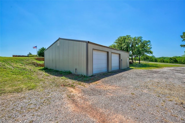 7941 E Sorghum Mill Rd, Edmond, OK 73034 - view of detached garage