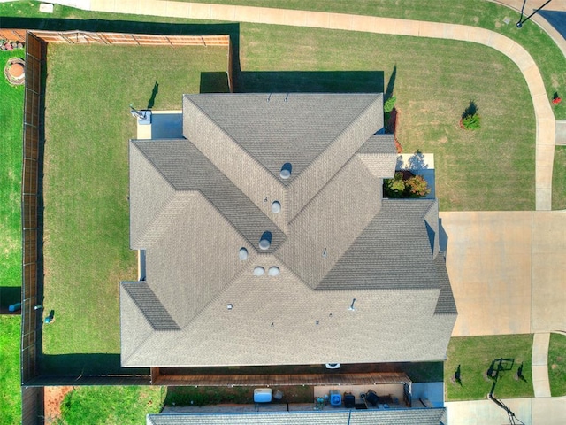 aerial view of property and surrounding area