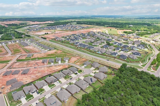 8400 Poplar Dr, Edmond, OK 73034 - aerial view of property and surrounding area featuring nearby suburban area