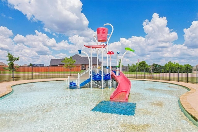 8400 Poplar Dr, Edmond, OK 73034 - view of community play area