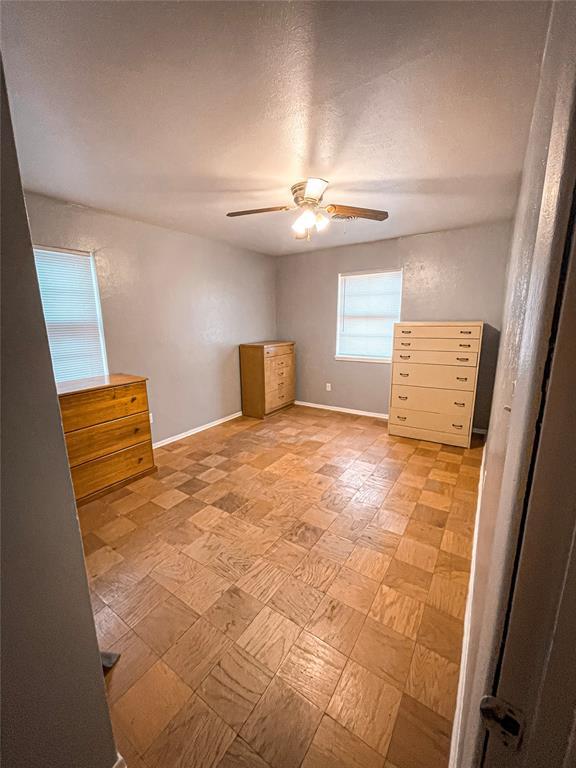 605 N Meandering St, Frederick, OK 73542 - photo 22